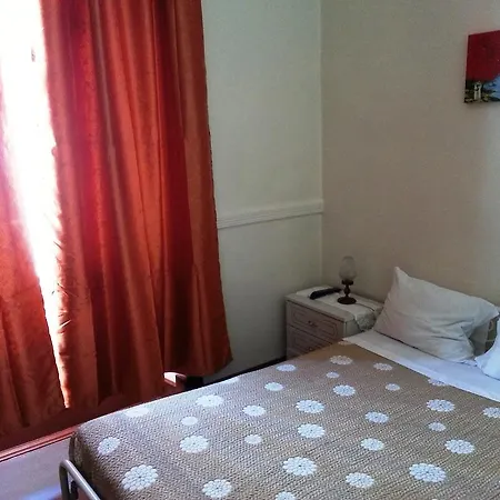 Pensao Prata Guest house