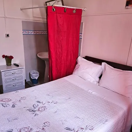 Pensão Prata Casa de hóspedes *